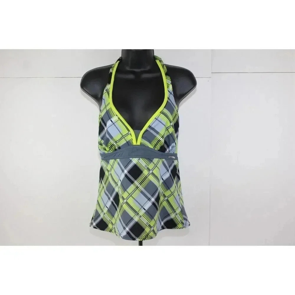 ladies ZERO POSUR bikini top size 10